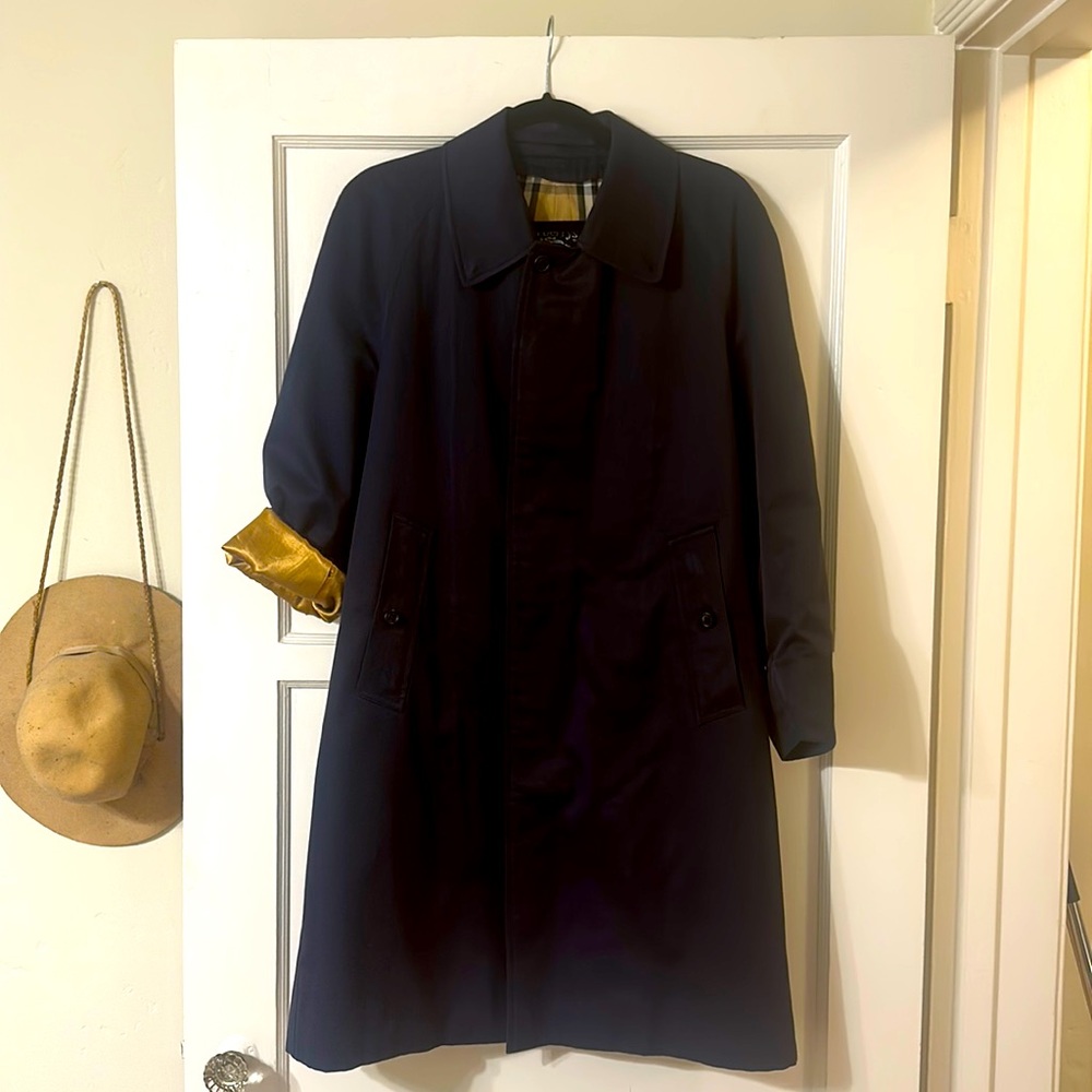 BURBERRY NAVY MID LENGTH TRENCH
